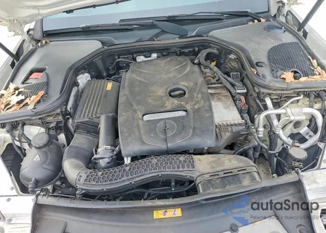 2017 Mercedes-Benz E 300 z USA, uszkodzony, nr VIN WDDZF4JB4HA095123